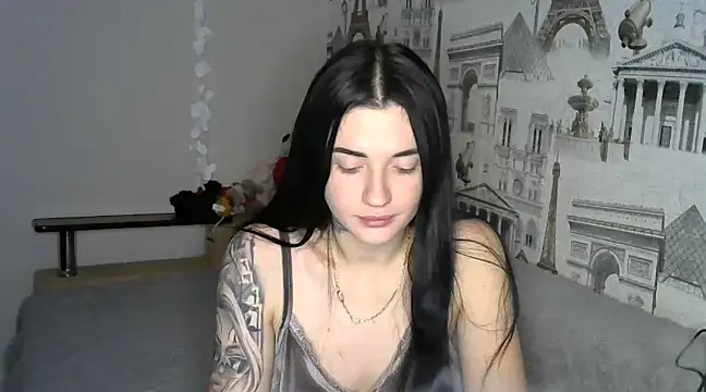 Snapshot of Liana_diva chatting on 12/27/24, 11:42 Liana diva online show from 12/27/24, 11:42