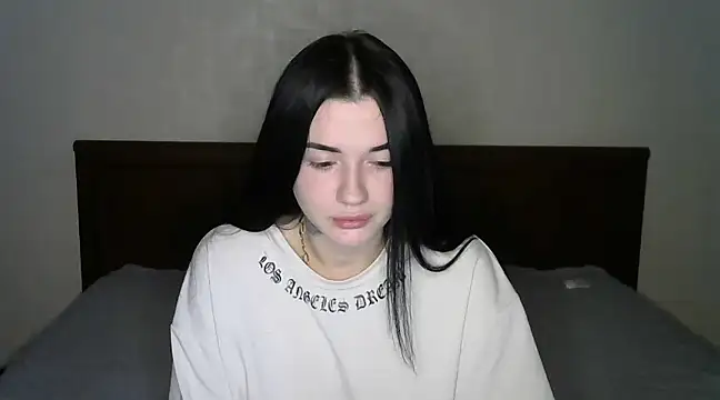 Snapshot of Liana_diva chatting on 01/17/25, 10:23 Liana diva online show from 01/17/25, 10:23