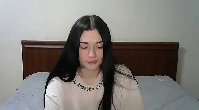 Snapshot of Liana_diva chatting on 01/25/25, 09:04 Liana diva online show from 01/25/25, 09:04