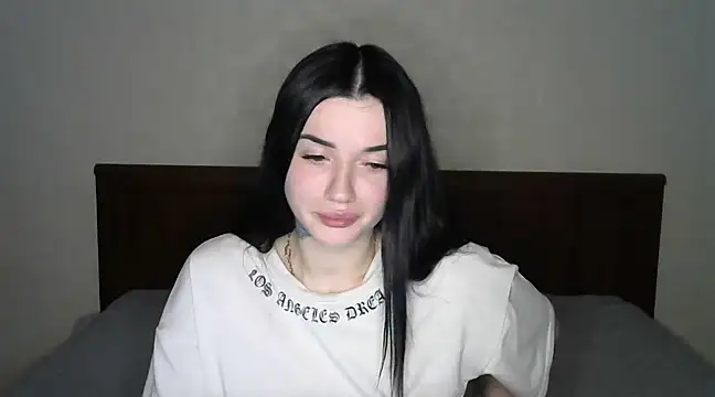 Snapshot of Liana_diva chatting on 02/02/25, 10:49 Liana diva online show from 02/02/25, 10:49