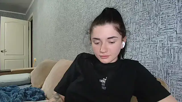 Liana diva online show from 02/12/26, 04:13