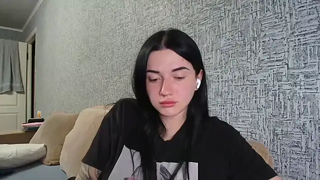 Liana diva online show from 03/10/26, 05:51