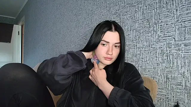 Liana diva online show from 04/22/26, 01:56