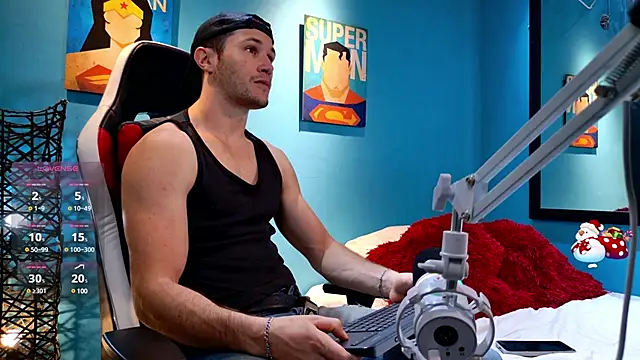 Snapshot of AxelFairchaild chatting on 02/09/25, 01:35 AxelFairchaild online show from 02/09/25, 01:35