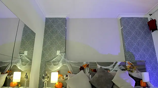 Mistyca online show from 10/29/25, 11:12