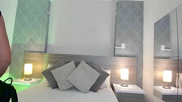 Snapshot of Mistyca chatting on 07/24/26, 11:19 Mistyca online show from 07/24/26, 11:19
