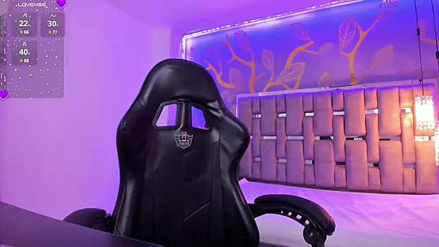 Snapshot of AkazaBoy_ chatting on 03/14/25, 07:48 AkazaBoy online show from 03/14/25, 07:48