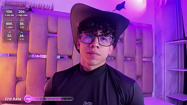 Snapshot of AkazaBoy_ chatting on 10/31/25, 08:10 AkazaBoy online show from 10/31/25, 08:10