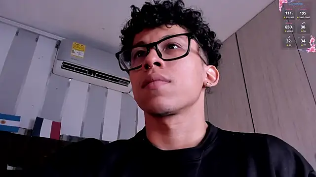 AkazaBoy  online show from 07/12/26, 05:09
