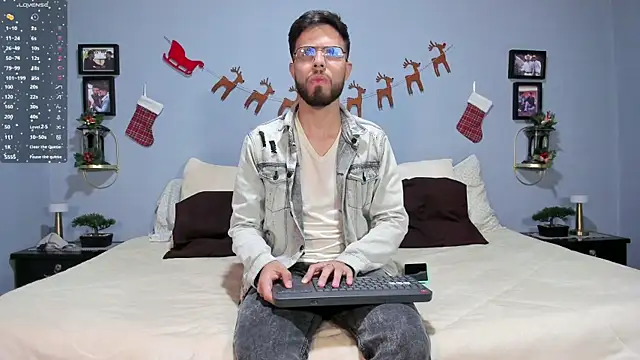 ETHAN ADAM online show from 12/14/24, 10:18