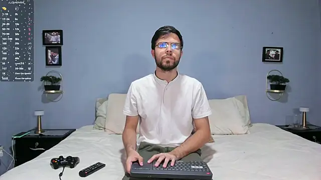 ETHAN ADAM online show from 01/16/25, 08:36