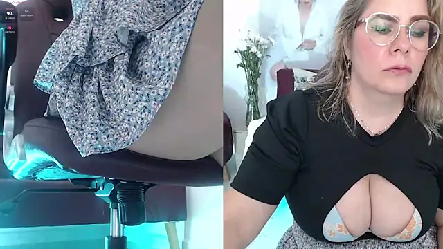 Snapshot of Serenay_ chatting on 03/21/25, 11:23 Serenay  online show from 03/21/25, 11:23