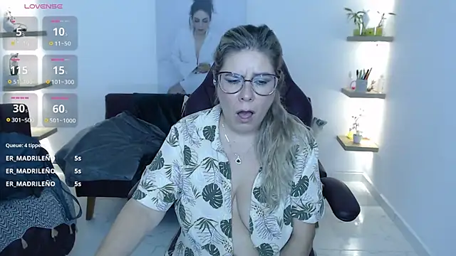 Serenay  online show from 06/11/26, 12:32