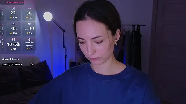 Snapshot of Space_X_Roxy_ chatting on 12/03/24, 11:13 Space X Roxy online show from 12/03/24, 11:13