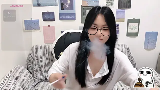 LiLiYbaby online show from 06/07/26, 06:39