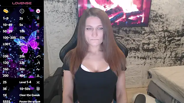 PamelaYoun online show from 11/04/25, 03:11