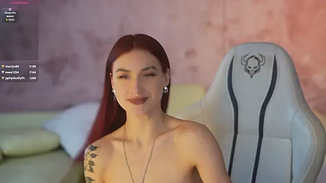 Magnetic Mia  online show from 02/03/26, 06:40