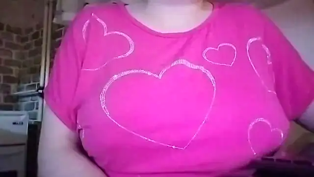 AalinnaK online show from 11/25/25, 06:19