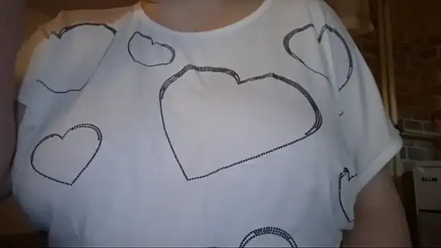 AalinnaK online show from 01/07/26, 09:28