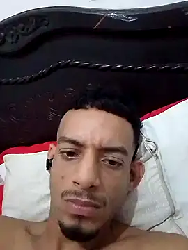 alvaroenriqe23 online show from 10/21/25, 05:46