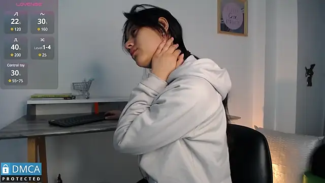 Snapshot of floriamANDjazmin chatting on 02/05/25, 11:12 floriamANDjazmin online show from 02/05/25, 11:12