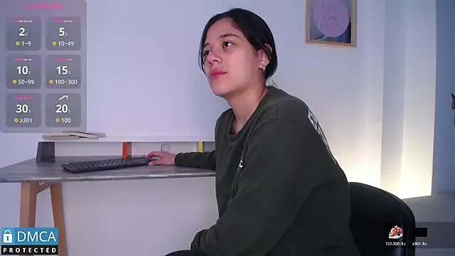 Snapshot of floriamANDjazmin chatting on 03/07/25, 03:08 floriamANDjazmin online show from 03/07/25, 03:08