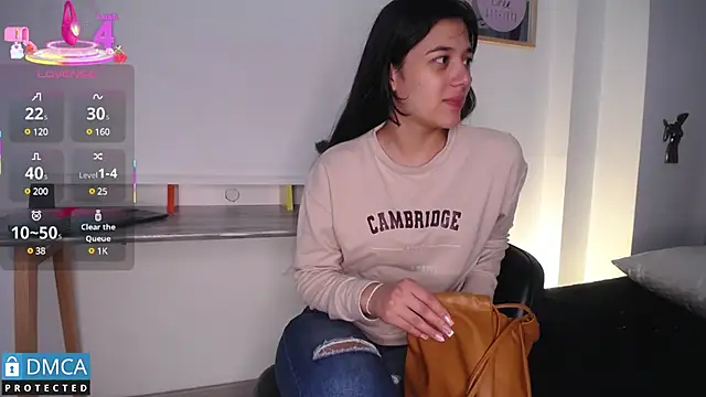 Snapshot of floriamANDjazmin chatting on 03/22/25, 03:09 floriamANDjazmin online show from 03/22/25, 03:09