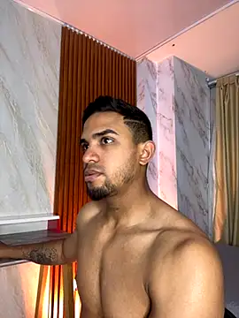 Snapshot of floriamANDjazmin chatting on 09/25/25, 03:21 floriamANDjazmin online show from 09/25/25, 03:21