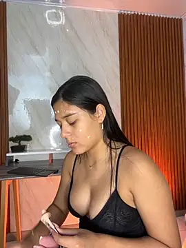 Snapshot of floriamANDjazmin chatting on 11/07/25, 07:14 floriamANDjazmin online show from 11/07/25, 07:14