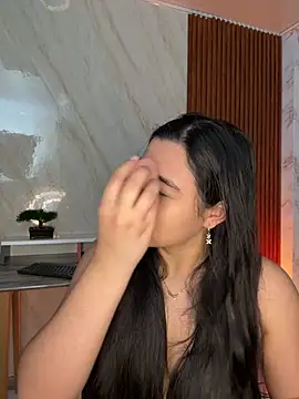 floriamANDjazmin online show from 05/01/26, 06:56