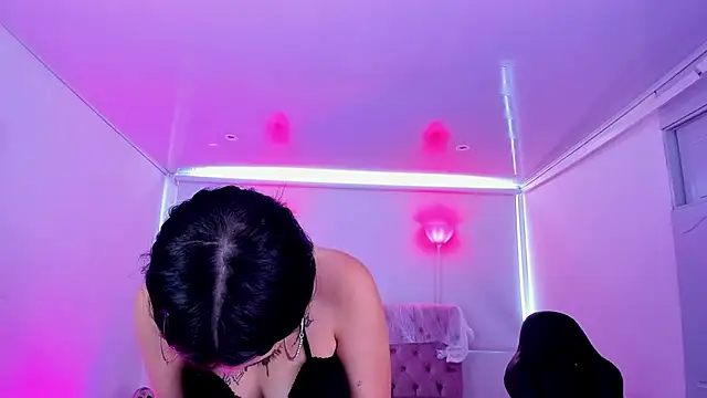 AuroraDiaz online show from 10/20/25, 07:25