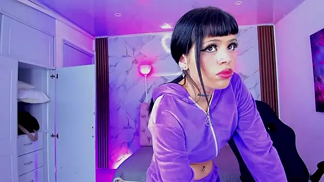 AuroraDiaz online show from 02/06/26, 07:28