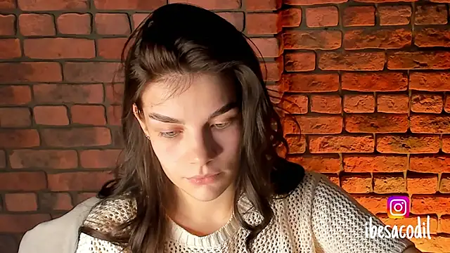 Snapshot of adriana_allien chatting on 01/10/25, 08:37 adriana allien online show from 01/10/25, 08:37