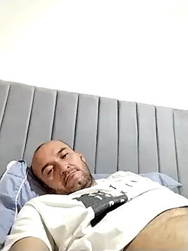 jota123345 online show from 01/07/26, 08:33