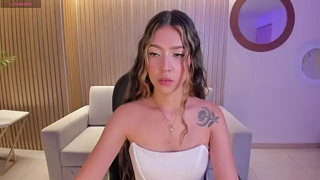 TaraLawrence online show from 01/07/25, 03:14