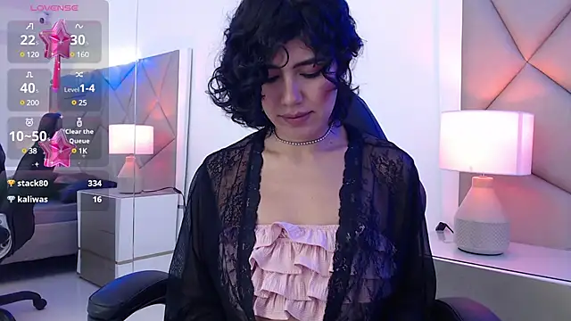 Snapshot of LeeThompson_ chatting on 02/23/25, 04:13 LeeThompson  online show from 02/23/25, 04:13