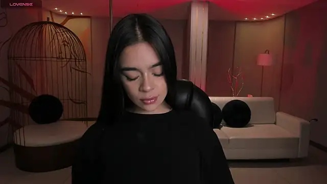 Snapshot of AlanaCraft chatting on 01/14/25, 03:32 AlanaCraft online show from 01/14/25, 03:32