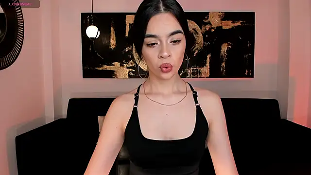 Snapshot of AlanaCraft chatting on 03/03/25, 12:04 AlanaCraft online show from 03/03/25, 12:04