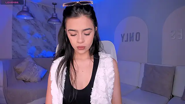 AlanaCraft online show from 12/01/25, 12:21