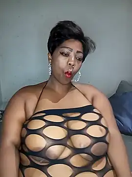 Snapshot of BustyWendyXXX47 chatting on 12/10/24, 06:01 BustyWendyXXX47 online show from 12/10/24, 06:01