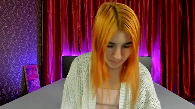  Polly Love  online show from 12/16/24, 07:15