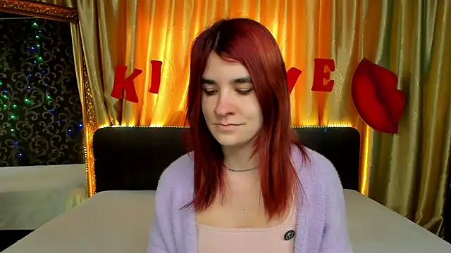  Polly Love  online show from 02/19/25, 11:17