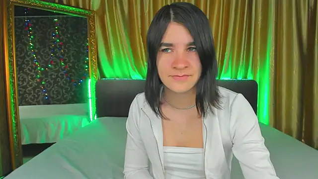  Polly Love  online show from 10/02/25, 06:09