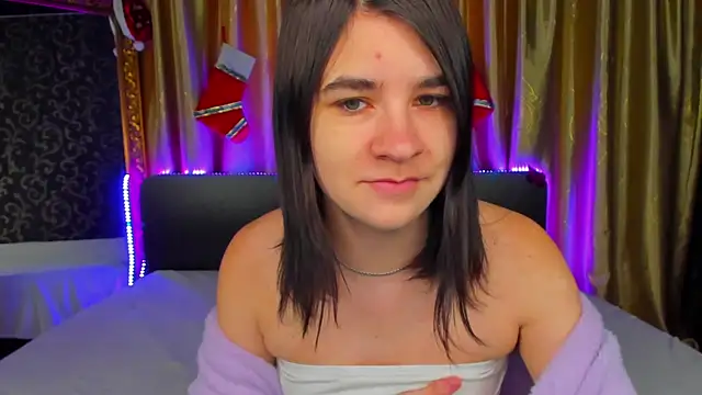  Polly Love  online show from 01/14/26, 07:25