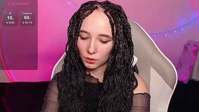 Snapshot of Robin_yourss chatting on 01/18/25, 04:10 Robin yourss online show from 01/18/25, 04:10
