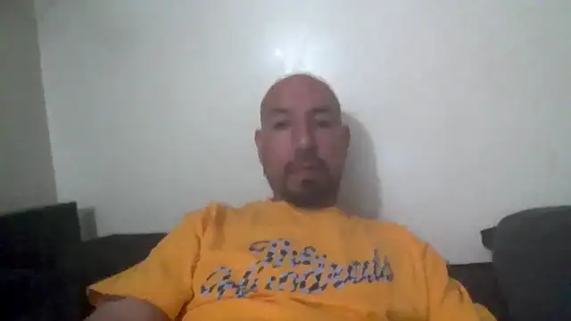 Snapshot of nakedtony81 chatting on 04/04/26, 09:07 nakedtony81 online show from 04/04/26, 09:07