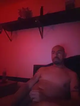 Snapshot of nakedtony81 chatting on 06/02/26, 04:20 nakedtony81 online show from 06/02/26, 04:20