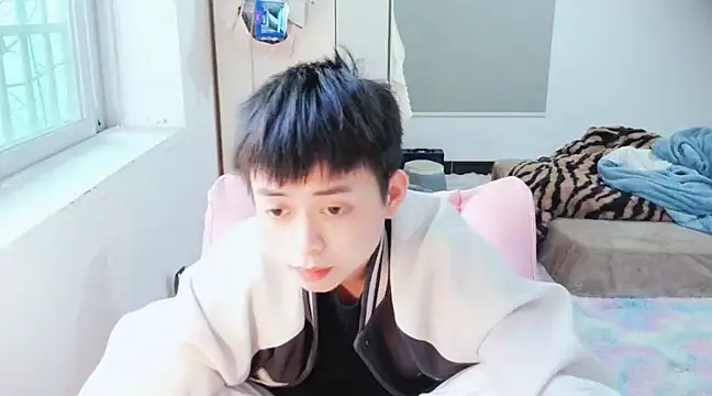 FFFFZ189 online show from 01/12/25, 09:40