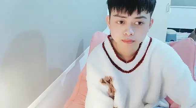 FFFFZ189 online show from 03/05/25, 09:38