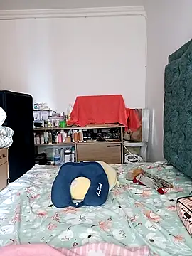 KimPielCanela online show from 02/27/25, 06:09